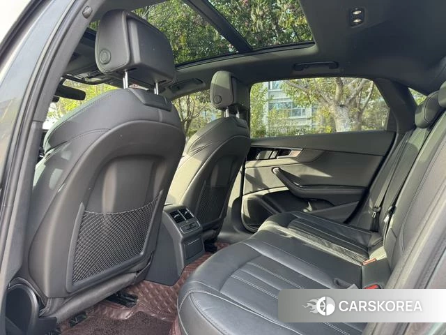 Audi A4L id 4260814 из Китая 14