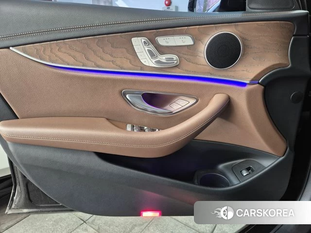 Mercedes-Benz E-Class W213 id 3919758 из Кореи 11