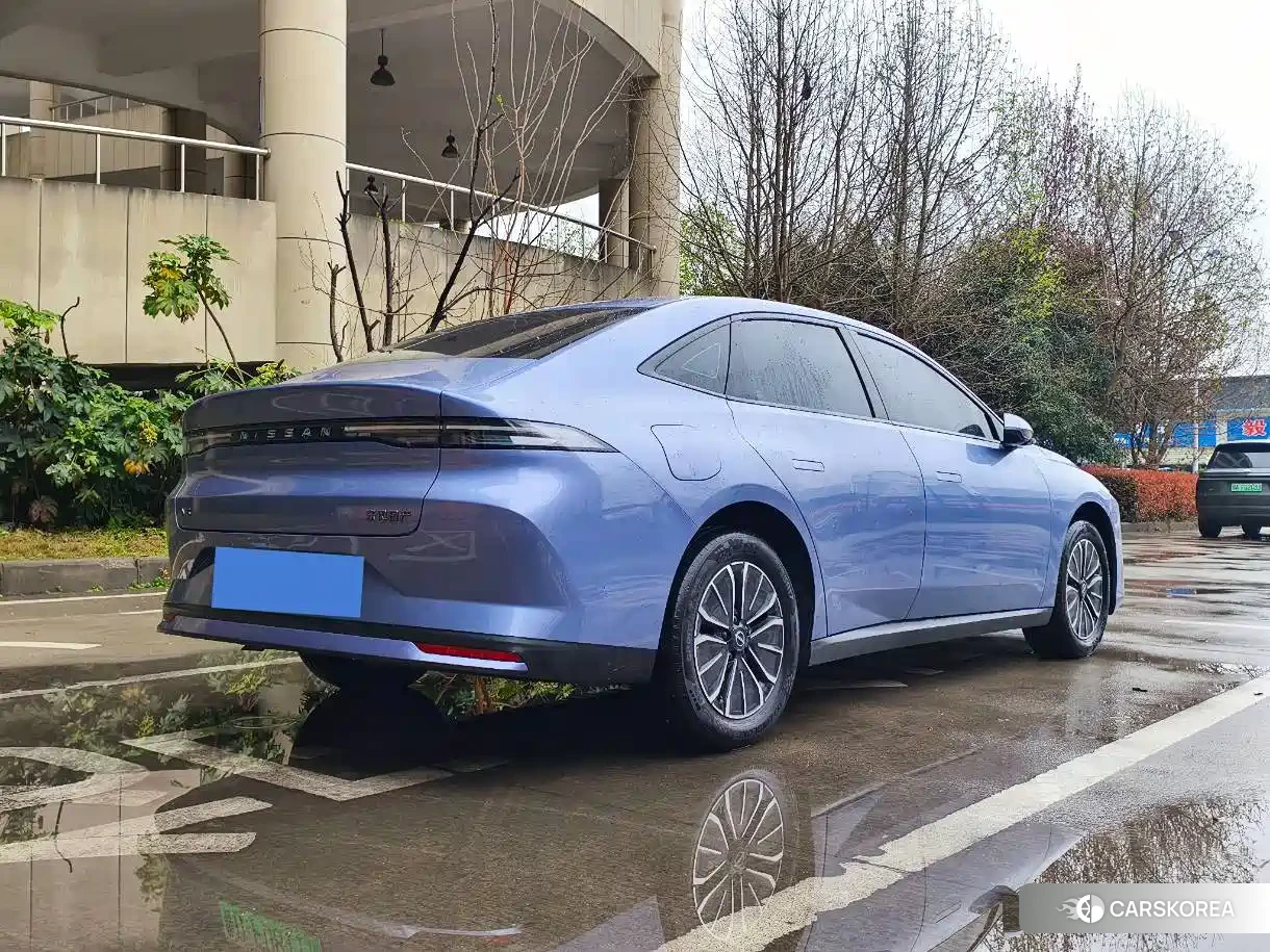 Nissan N6 id 4548200 из Китая 14