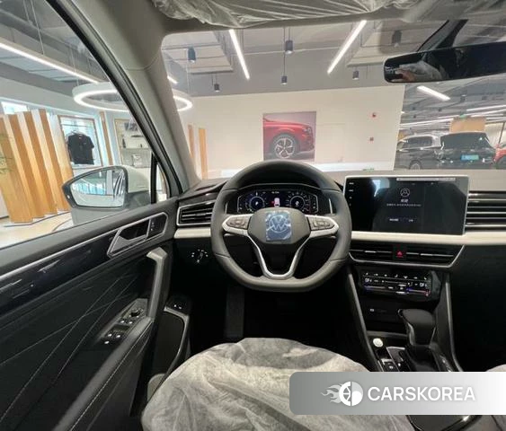 Volkswagen Tiguan L PHEV id 4272341 из Китая 13