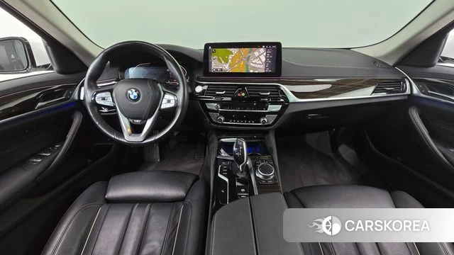 BMW 5 Series (G30) id 4872585 из Кореи 30