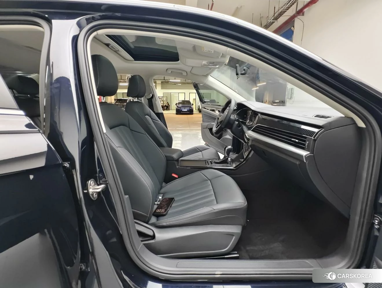 Volkswagen Passat id 4468089 из Китая 18