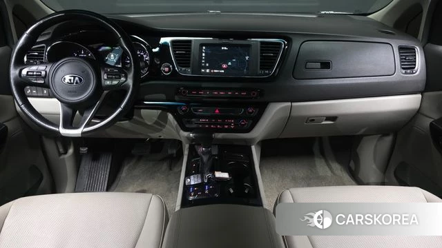 Kia All New Carnival id 4459742 из Кореи 29