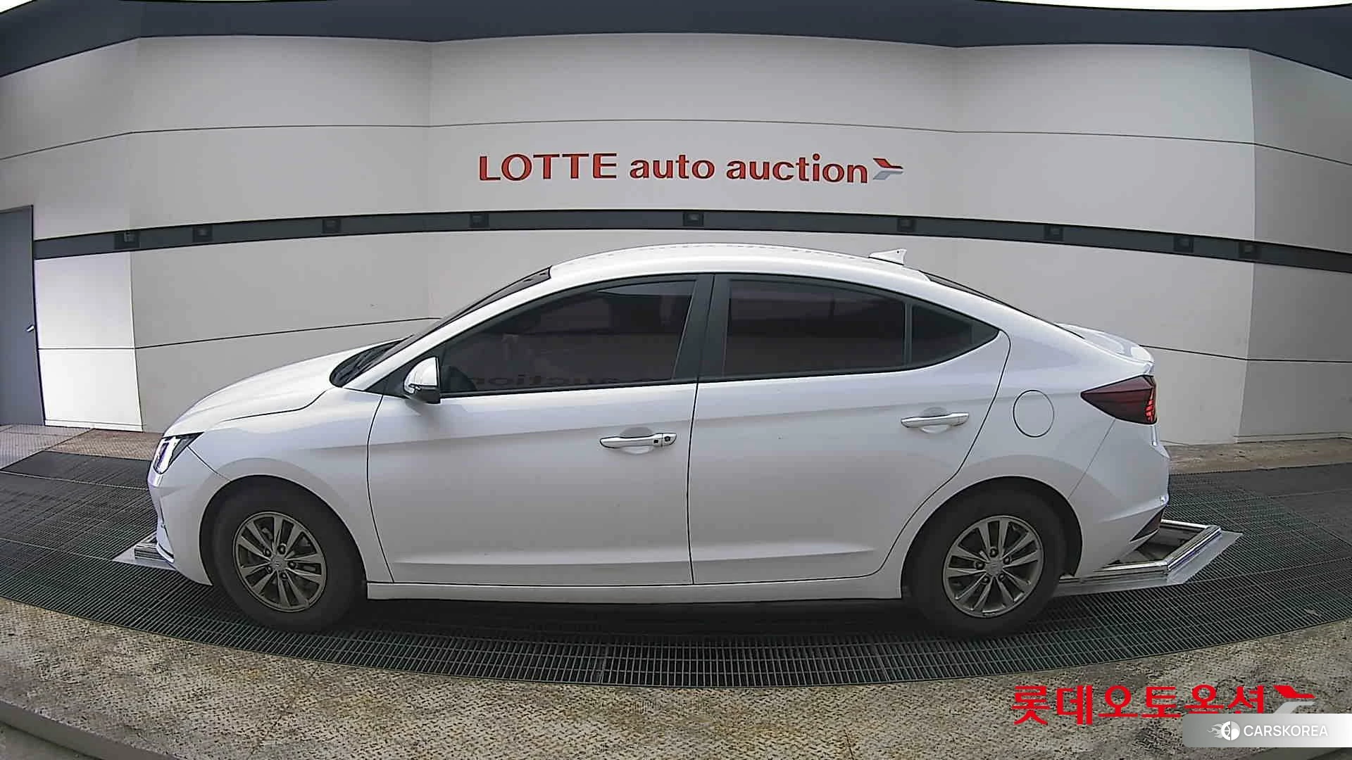 Hyundai Avante id 3869275 из Кореи 34