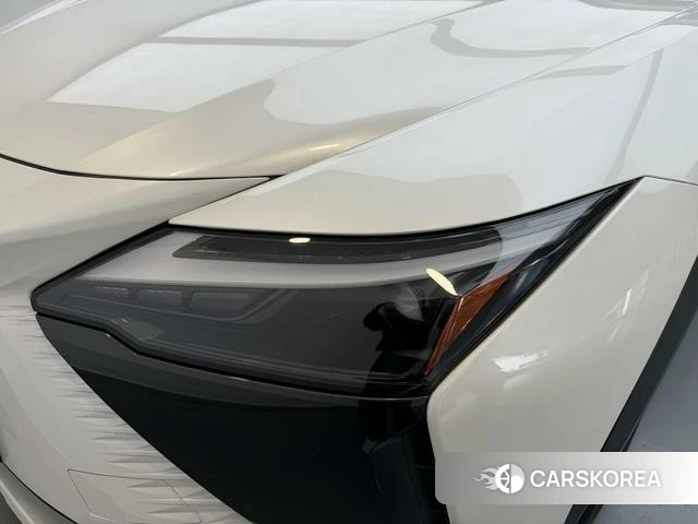 Lexus RZ id 4219336 из Китая 17