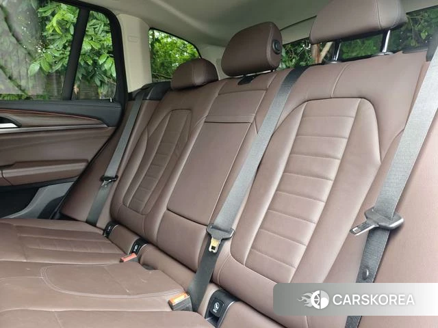 BMW X3 id 4313763 из Китая 10