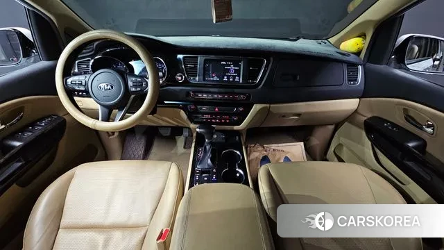 Kia The New Carnival id 3541613 из Кореи 17