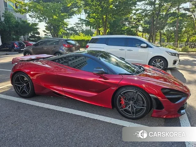 McLaren 720S id 3261751 из Кореи 16