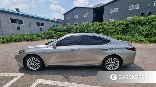 Lexus ES300h 7th generation id 2997266 из Кореи 17