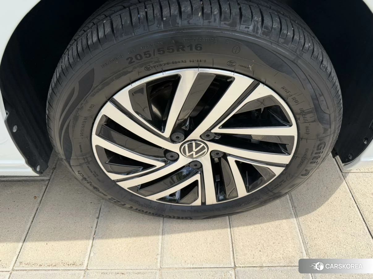 Volkswagen Lavida id 4487155 из Китая 21