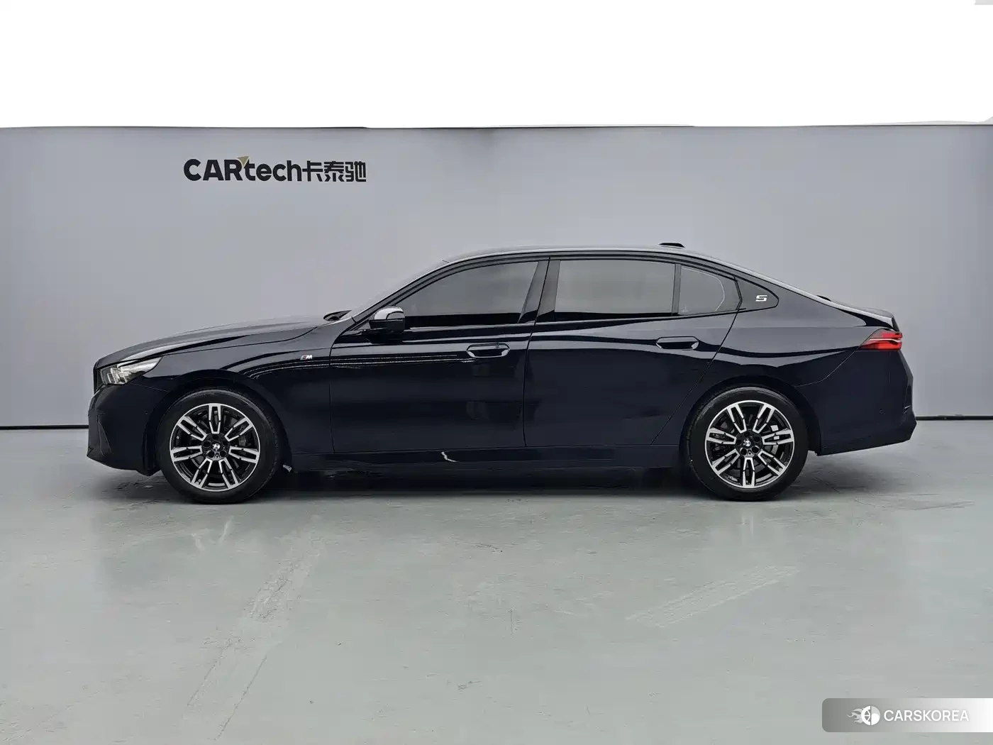 BMW 5 series id 4553951 из Китая 14