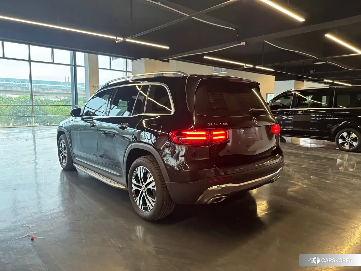 Mercedes-Benz GLB id 4674493 из Китая 9