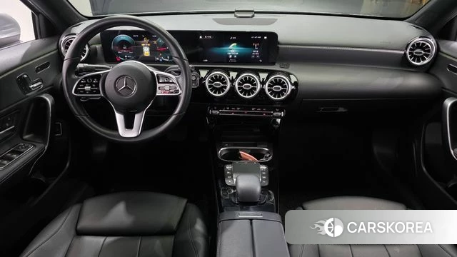Mercedes-Benz A-Class W177 id 4657318 из Кореи 28