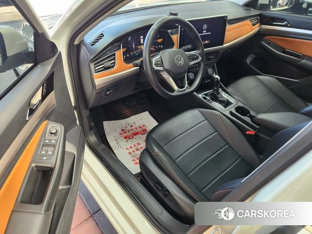 Volkswagen Bora id 4256542 из Китая 7