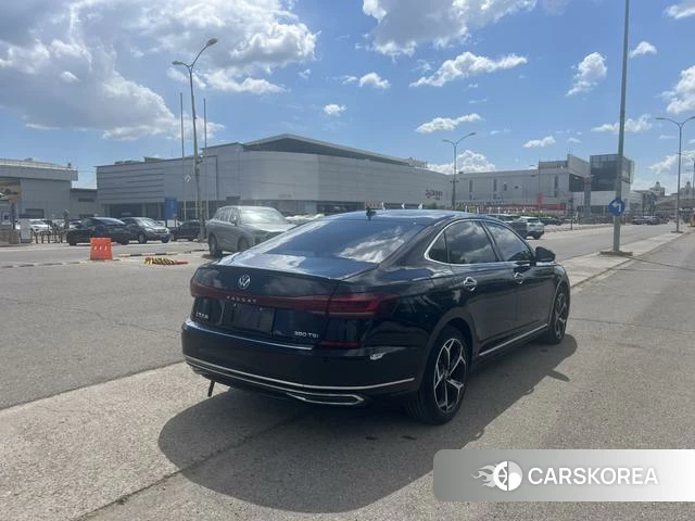 Volkswagen Passat id 4255724 из Китая 7