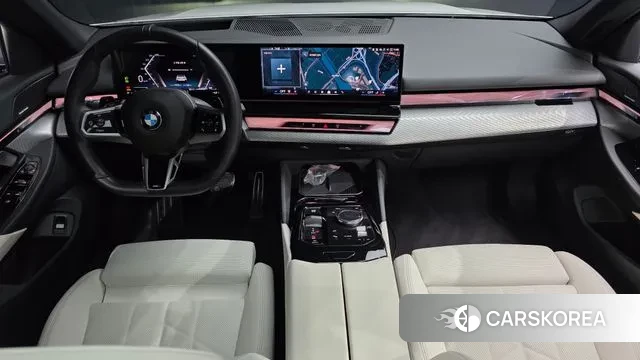 BMW 5 Series (G60) id 3695933 из Кореи 17