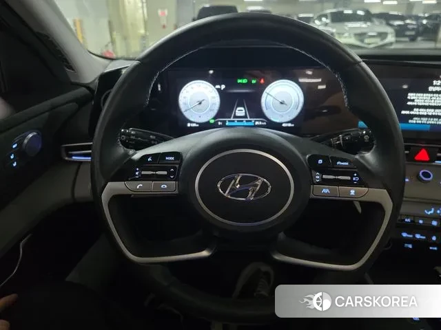 Hyundai Avante Hybrid (CN7) id 3447674 из Кореи 17