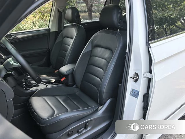 Volkswagen Tiguan L id 4277816 из Китая 28