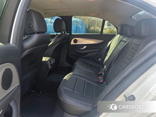 Mercedes-Benz E-Class W213 id 3789725 из Кореи 14