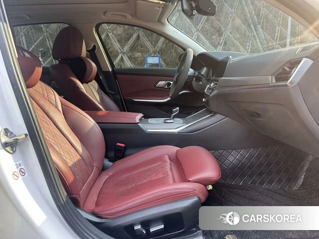BMW 3 series id 4277255 из Китая 11