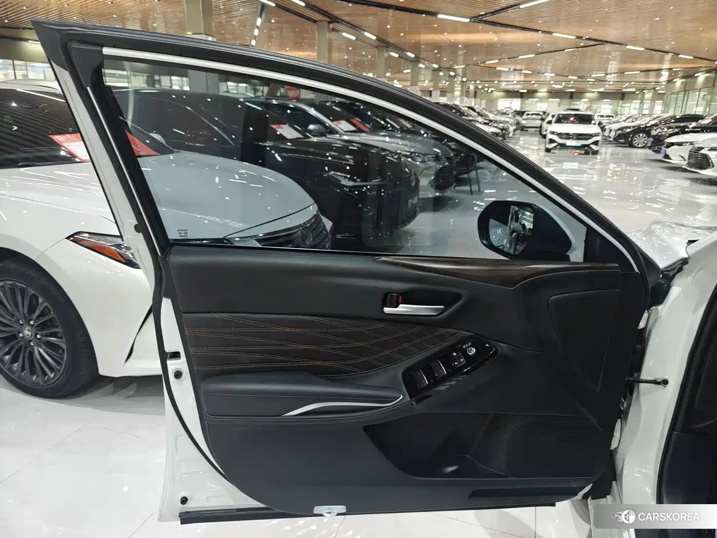 Toyota Avalon id 4628077 из Китая 12