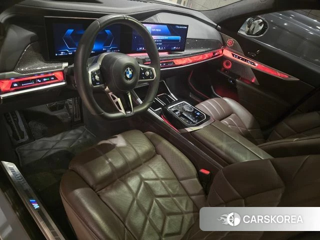 BMW 7 Series (G70) id 4854403 из Кореи 17