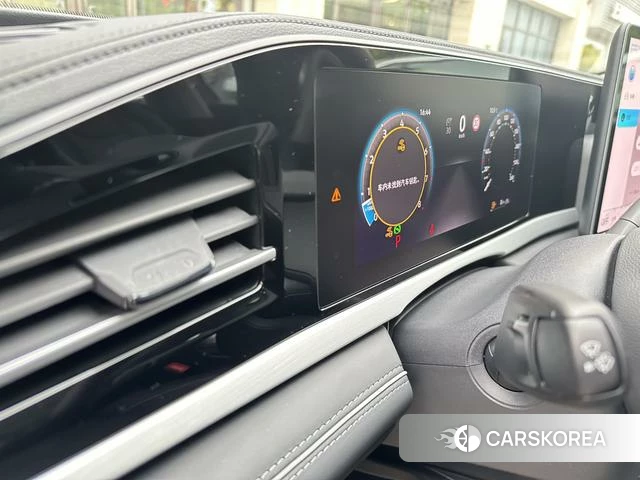 Volkswagen Passat id 4238216 из Китая 22