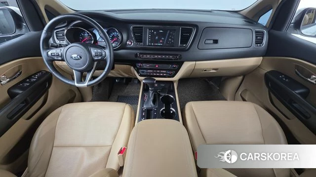 Kia The New Carnival id 4180721 из Кореи 17