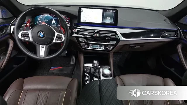 BMW 5 Series (G30) id 3185697 из Кореи 17