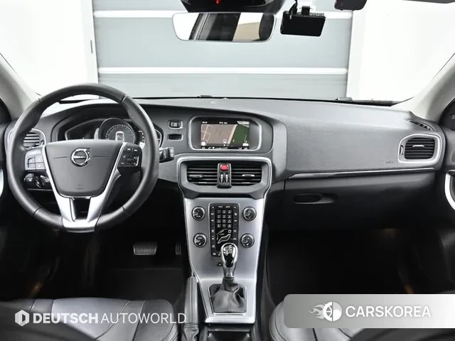Volvo V40 id 3060881 из Кореи 17