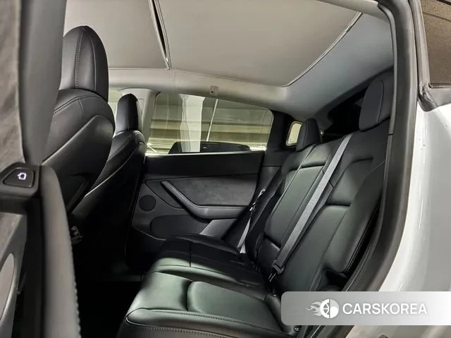 Tesla Model Y id 3202060 из Кореи 14