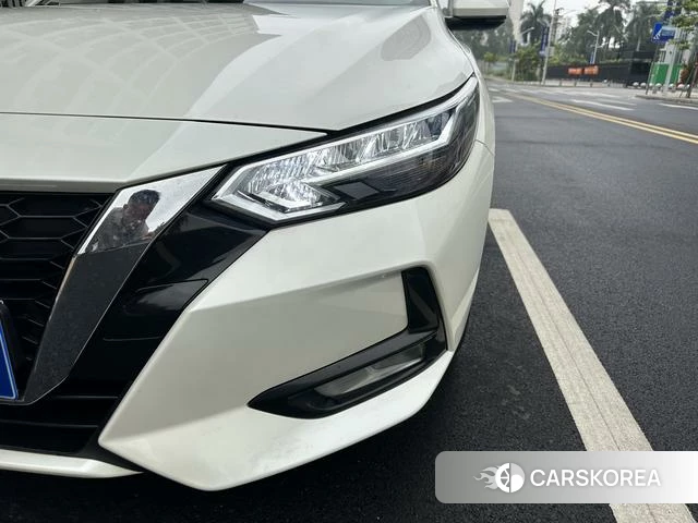 Nissan Xuan Yi id 4220975 из Китая 12
