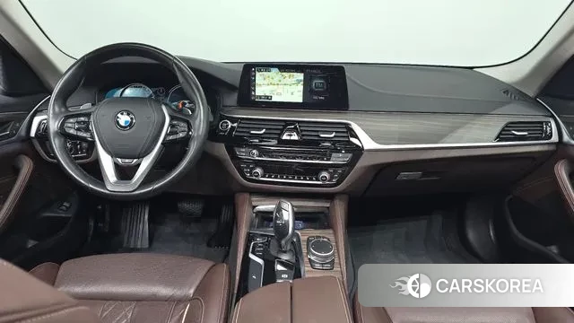 BMW 5 Series (G30) id 3598881 из Кореи 17