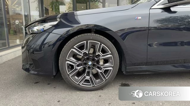 BMW 5 series id 4235943 из Китая 7