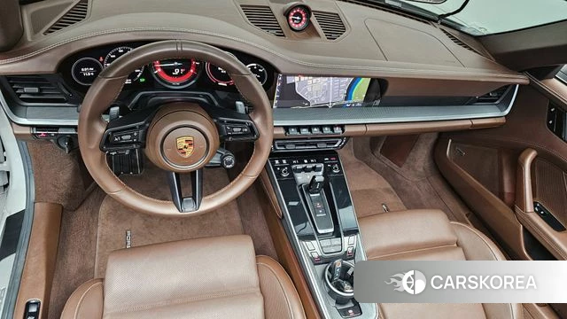 Porsche 911(992) id 3941627 из Кореи 17