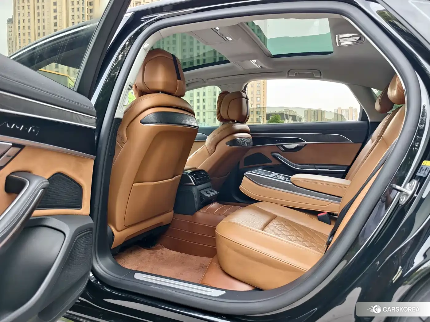 Audi A8 id 4589417 из Китая 10