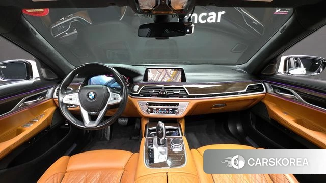 BMW 7 Series (G11) id 3866937 из Кореи 17