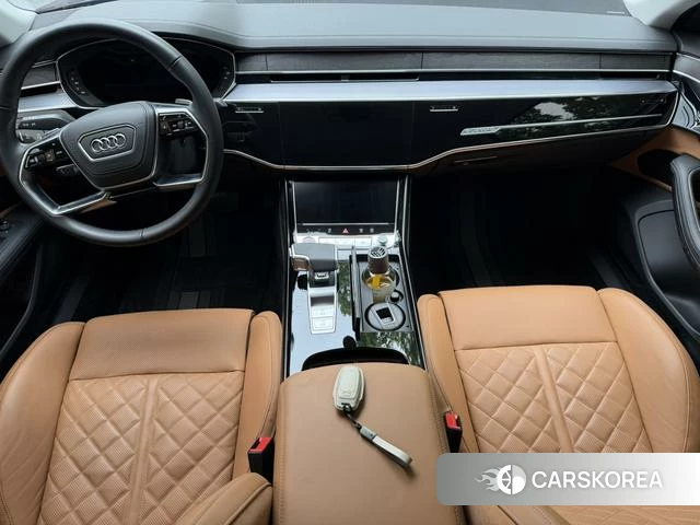Audi A8 id 4380355 из Китая 10