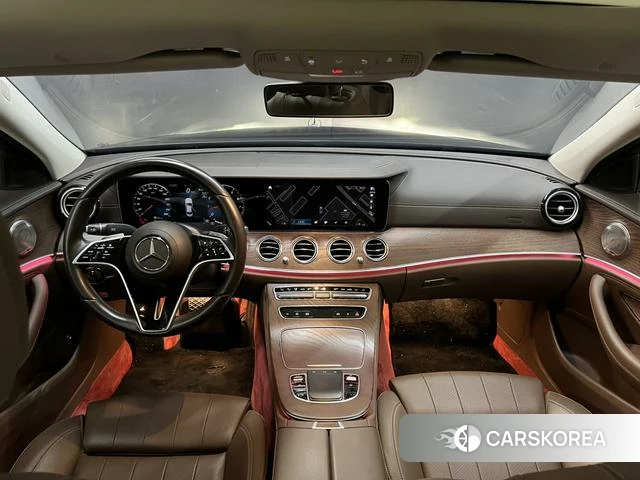 Mercedes-Benz E-class id 4263516 из Китая 14