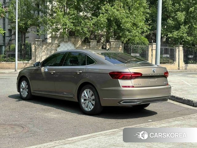 Volkswagen Passat id 4218194 из Китая 18