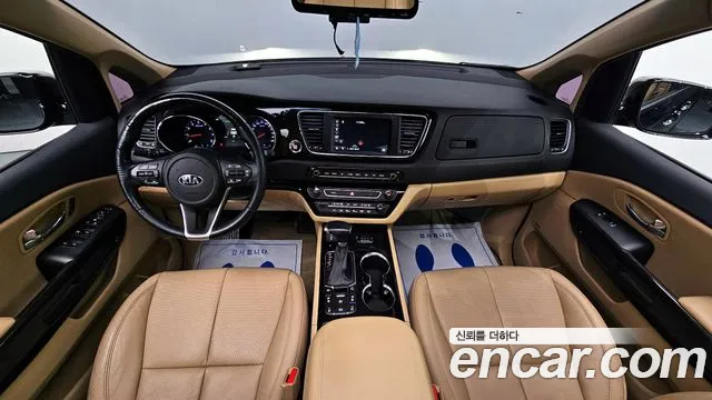 Kia The New Carnival id 2711148 из Кореи 17