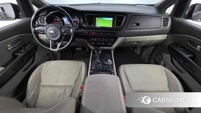 Kia All New Carnival id 4188733 из Кореи 27
