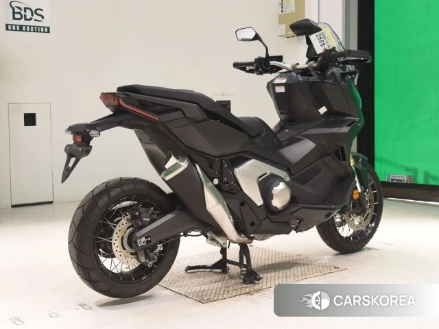 Проданный Honda X-ADV 750 2024 из Японии, фото 2