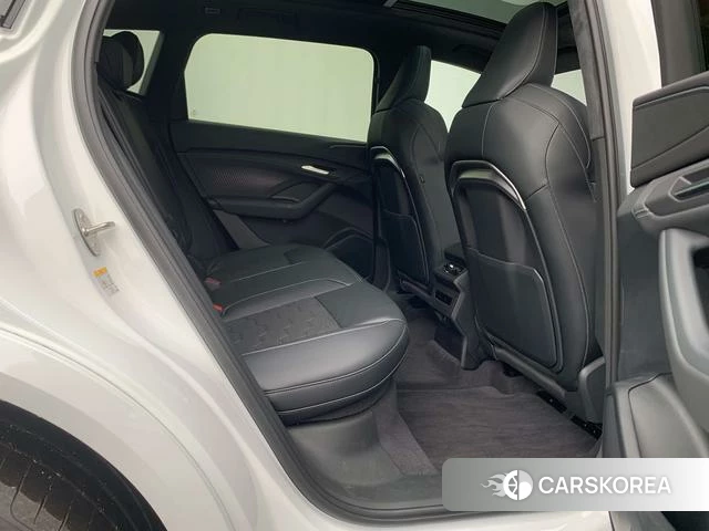 Audi Q6L e-tron id 4279244 из Китая 15