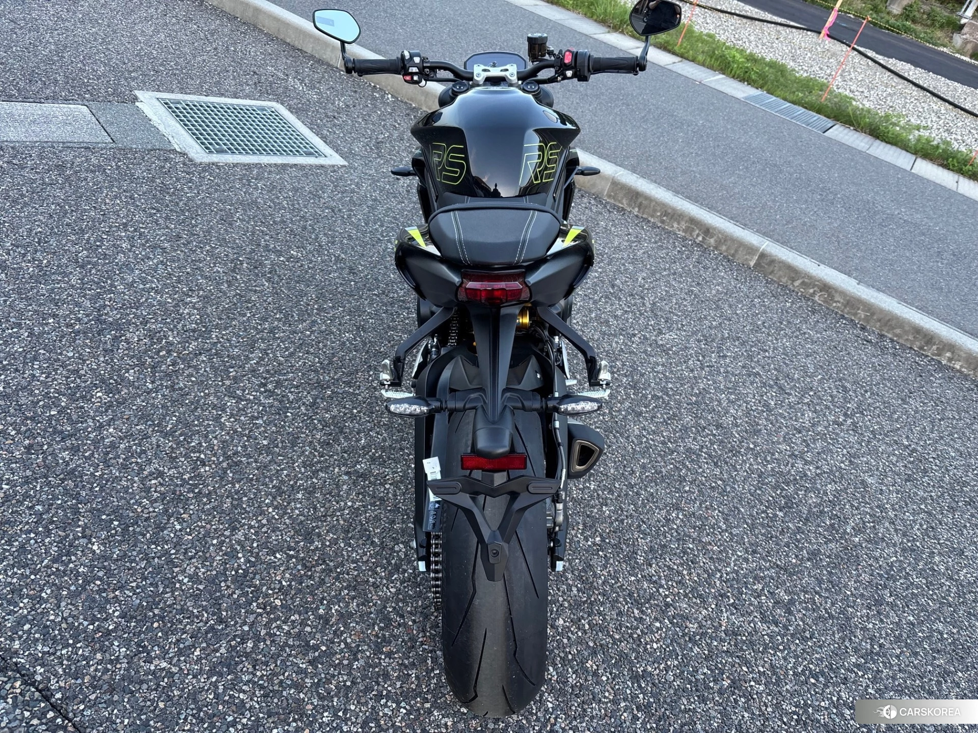 Triumph STREET TRIPLE 765 RS id 4182784 из Японии 10