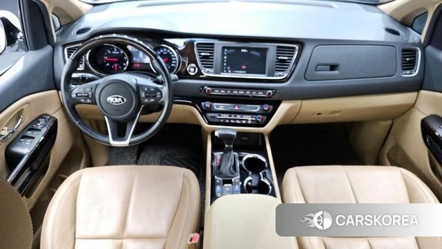 Kia The New Carnival id 3942713 из Кореи 17