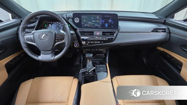 Lexus ES300h 7th generation id 4303741 из Кореи 28