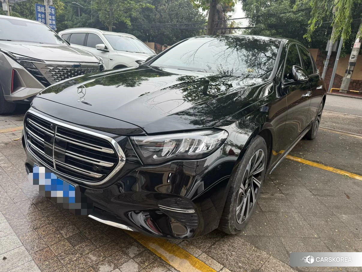 Mercedes-Benz E-class id 4426908 из Китая 11