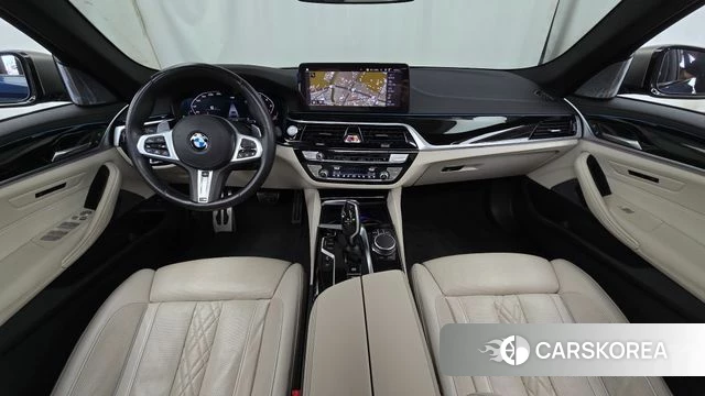BMW 5 Series (G30) id 4475997 из Кореи 17