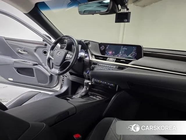 Lexus ES300h 7th generation id 3464835 из Кореи 17